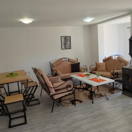 Semesterbostad Vikendica Izdavanje *